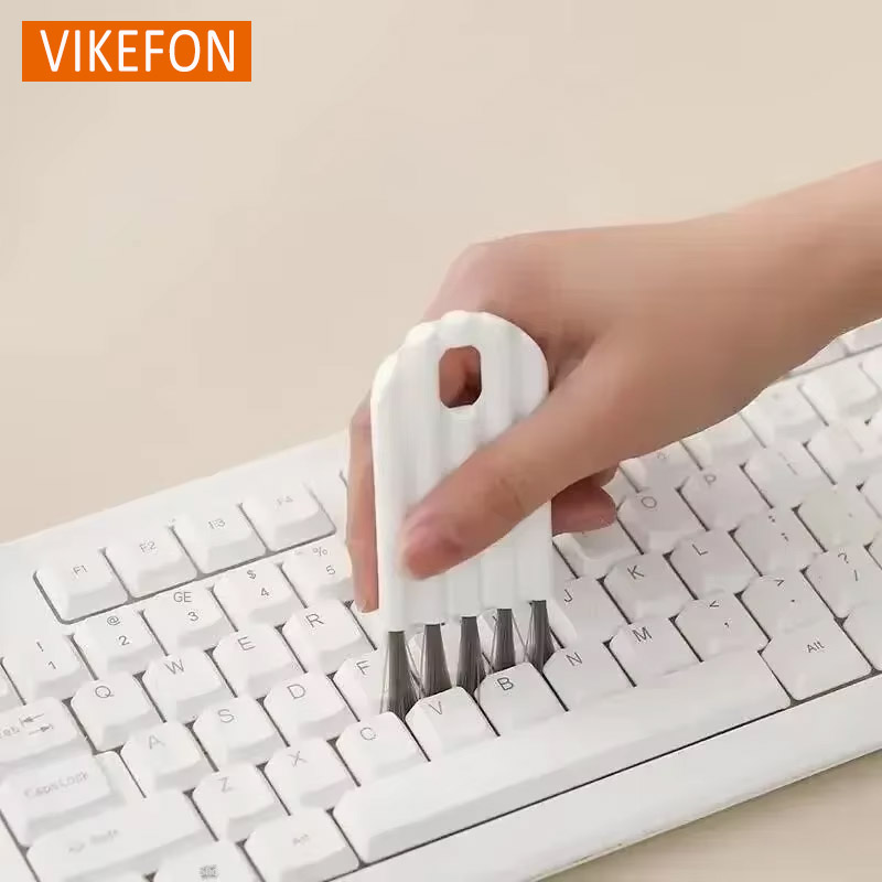 Keyboard Cover - 多機能フレキシブルクリーニングブラシ、ファインダストカップリッド、カードスロット、イヤホン、ヘッドセット、キーボード、カップカバー、携帯電話